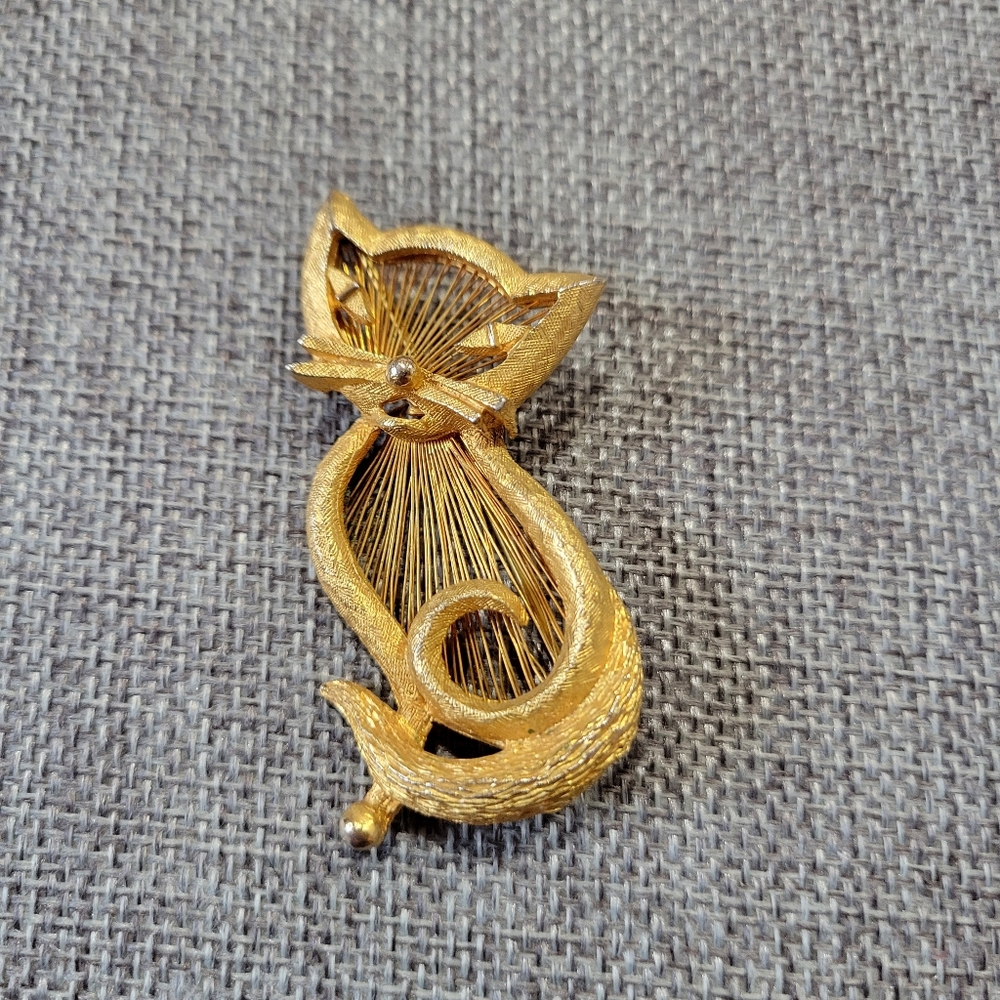Monet Gold Cat Brooch
